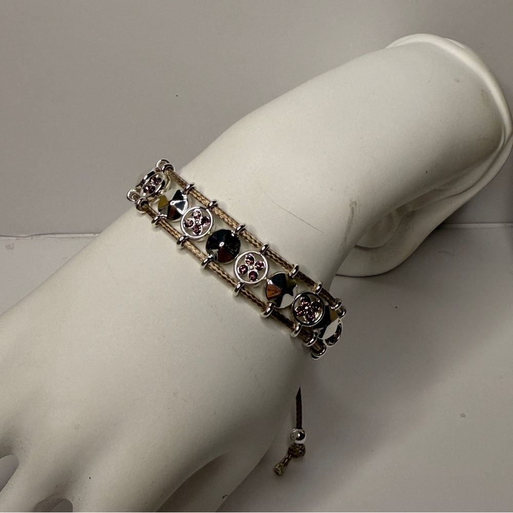 Bomb Party Elegant Silver charms & pink clover shaped accents